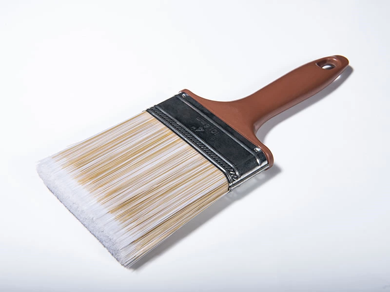 Wide paint brush